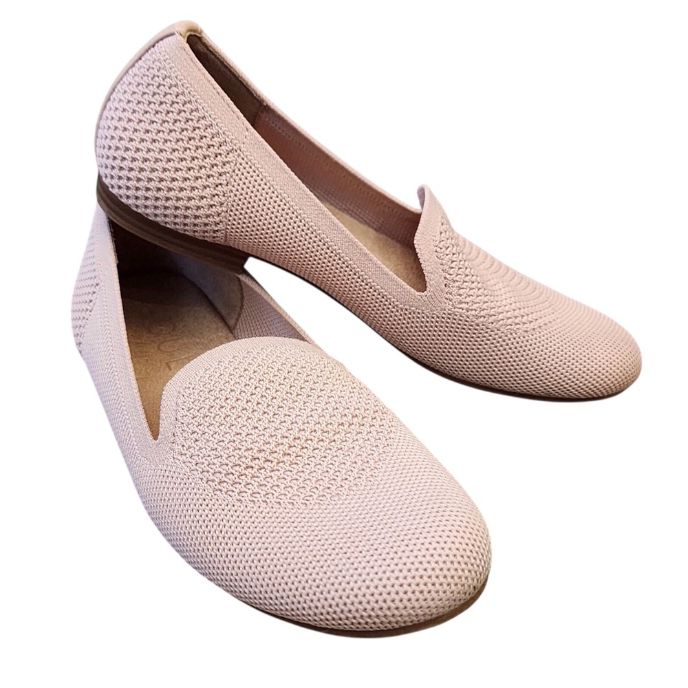 SOUL Slip on Loafers Size 6M Ladies Blush Pink Tan Color by Naturalizer Trendy